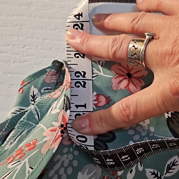 Loft Outlet Dress Shirt - Picture 3 of 7